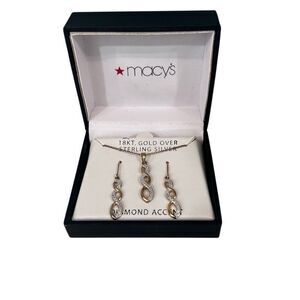 NIB Macy's 18KT Gold Over Sterling Silver Diamond Accent Necklace & Earrings Set